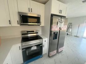 2747 Summit Blvd - Photo 1 of 1