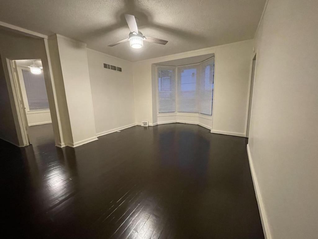 635 Orville Ave - Photo 7 of 34