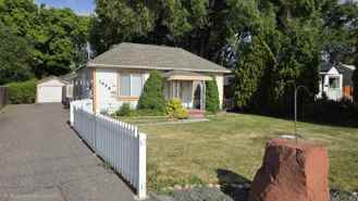 1658 Gibson Ave - Photo 1 of 1