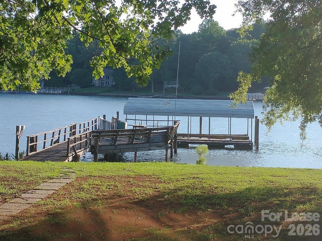 447 Kemp Rd - Photo 2 of 30