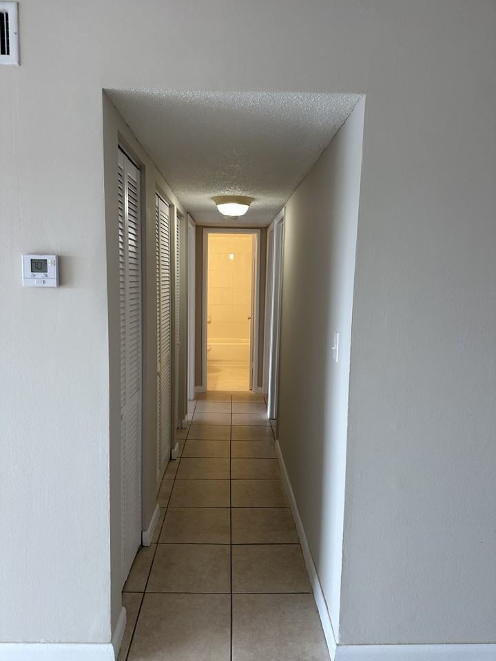 305 W 68th St #319 - Photo 7 of 15