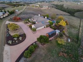 featured image of 6525 Straw Ridge Rd