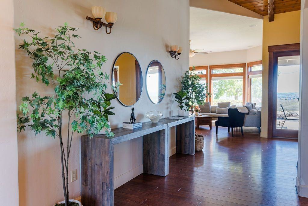 6525 Straw Ridge Rd - Photo 4 of 29