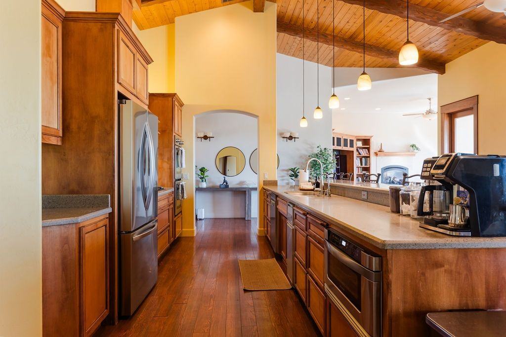 6525 Straw Ridge Rd - Photo 6 of 29