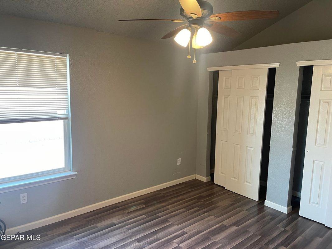 656 Orchid Dr - Photo 6 of 16
