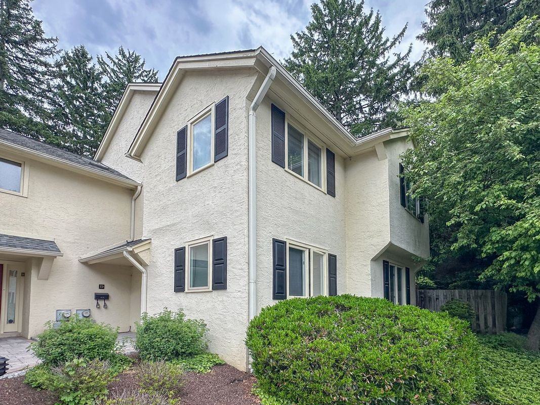 116 Montrose Ave ##D
