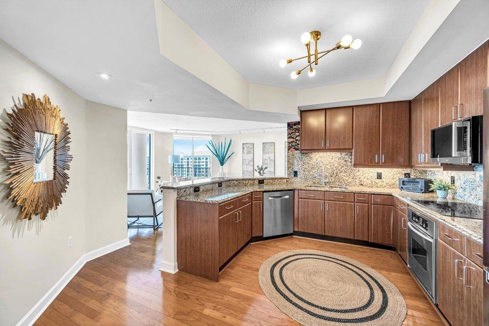 100 S Birch Rd - Photo 6 of 15
