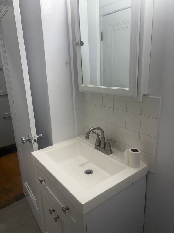2731 N Austin Ave - Photo 3 of 10