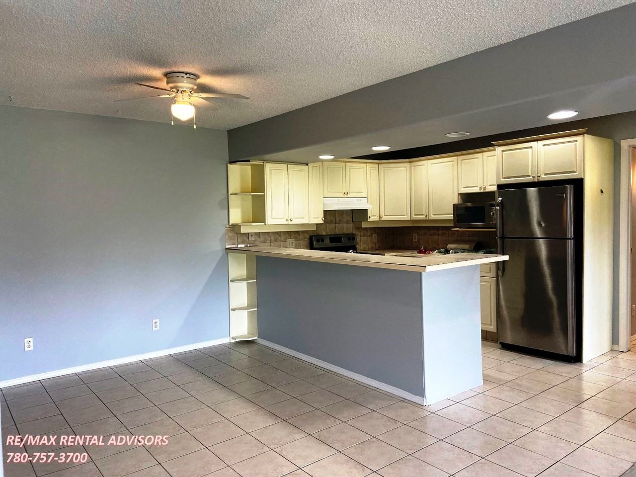 2816 116 St Nw - Photo 5 of 15