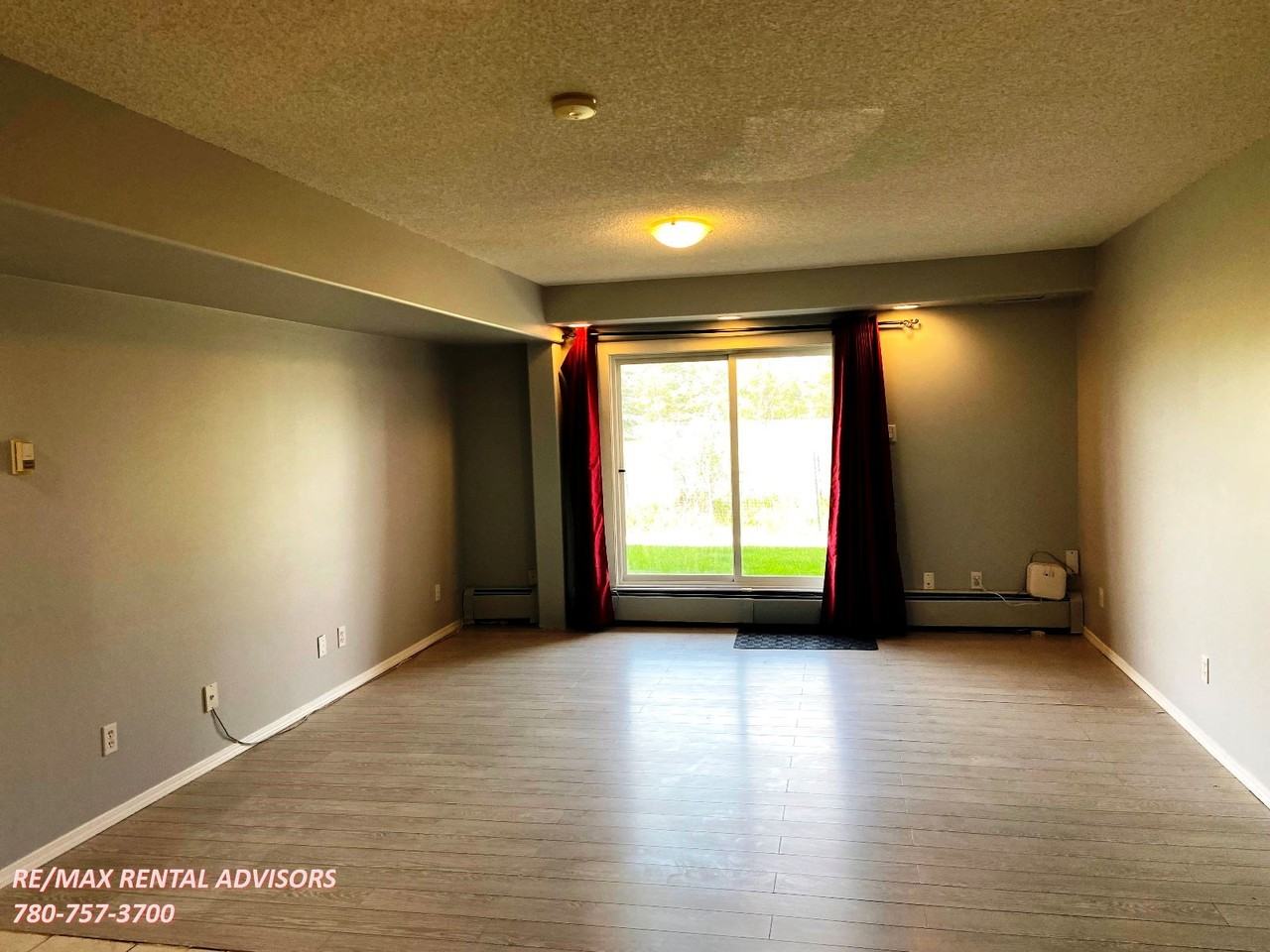 2816 116 St Nw - Photo 6 of 15