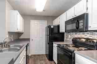 Huntington Chase Apartments - Photo 1 of 1