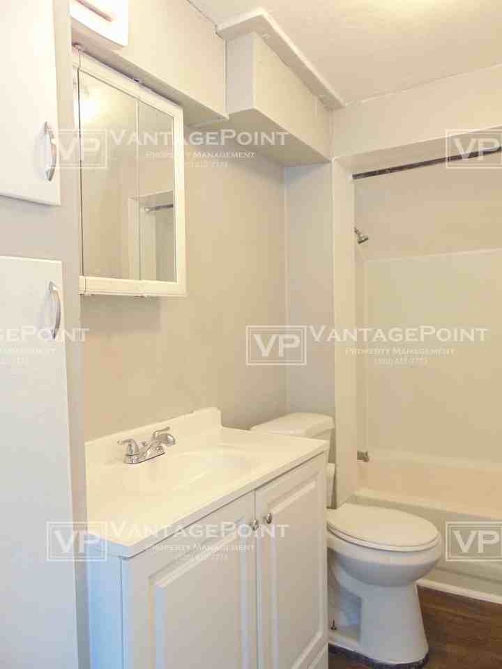 802 Kellogg St - Photo 3 of 17