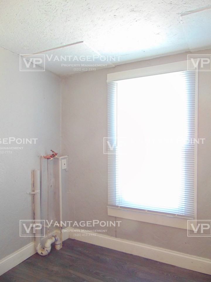 802 Kellogg St - Photo 7 of 17