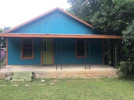 featured image of 814 E Navarro St