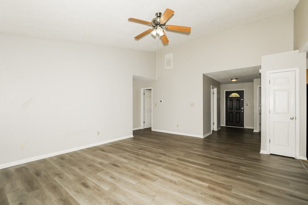 457 Sable Chase - Photo 5 of 16