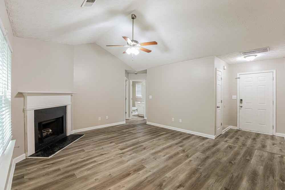 54 Virginia Heights Dr - Photo 4 of 16