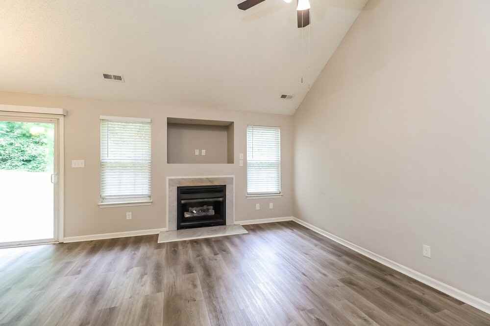7229 Kavan Hunter Dr - Photo 4 of 16