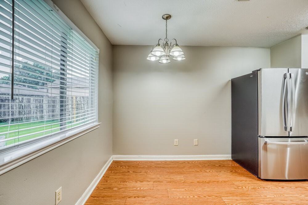 16115 Purpleridge Ct - Photo 6 of 16