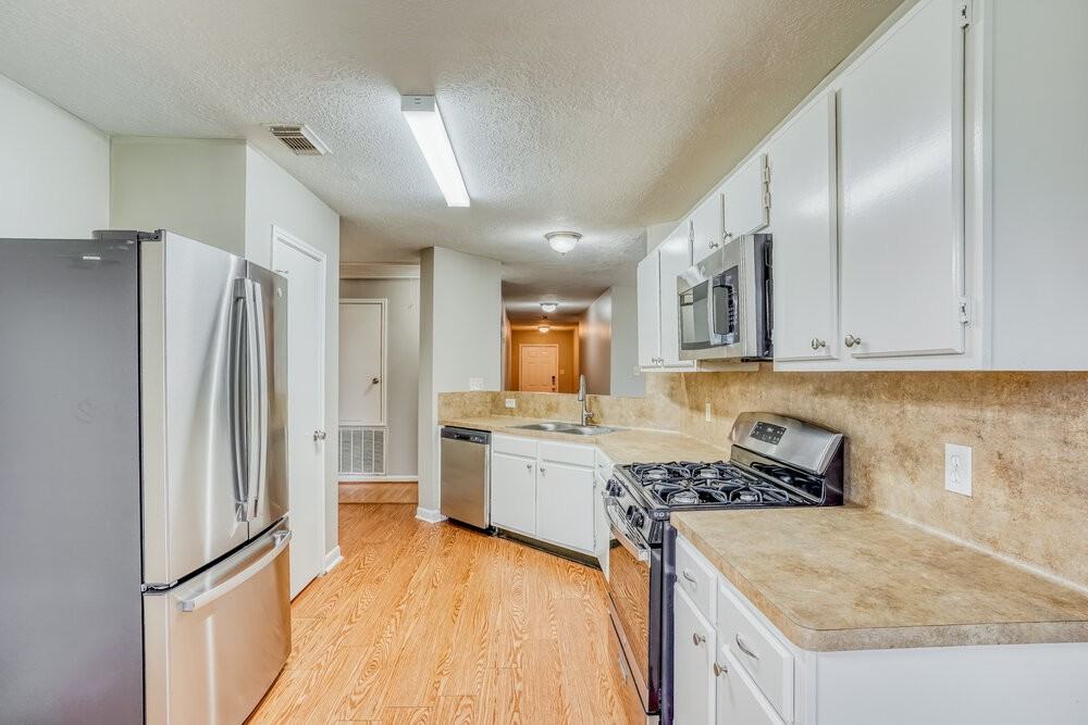 16115 Purpleridge Ct - Photo 7 of 16