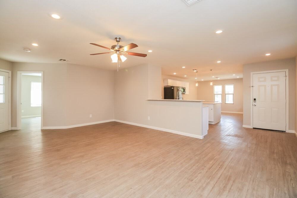 3825 E Frances Ln - Photo 4 of 16