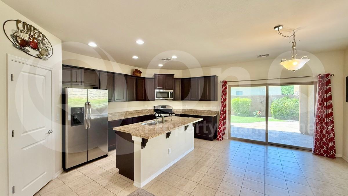 263 E Jade Dr - Photo 5 of 21
