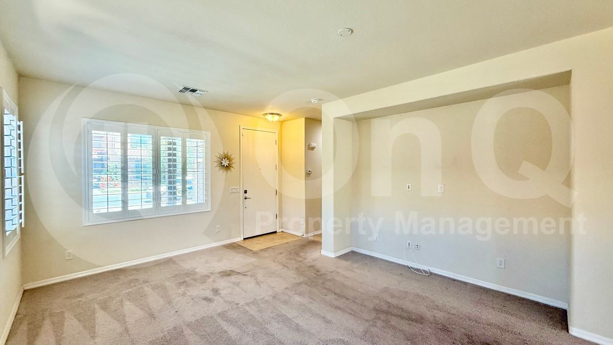263 E Jade Dr - Photo 7 of 21
