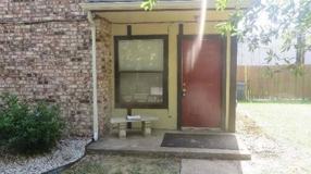 800 Bluebonnet Dr #D - Photo 1 of 1