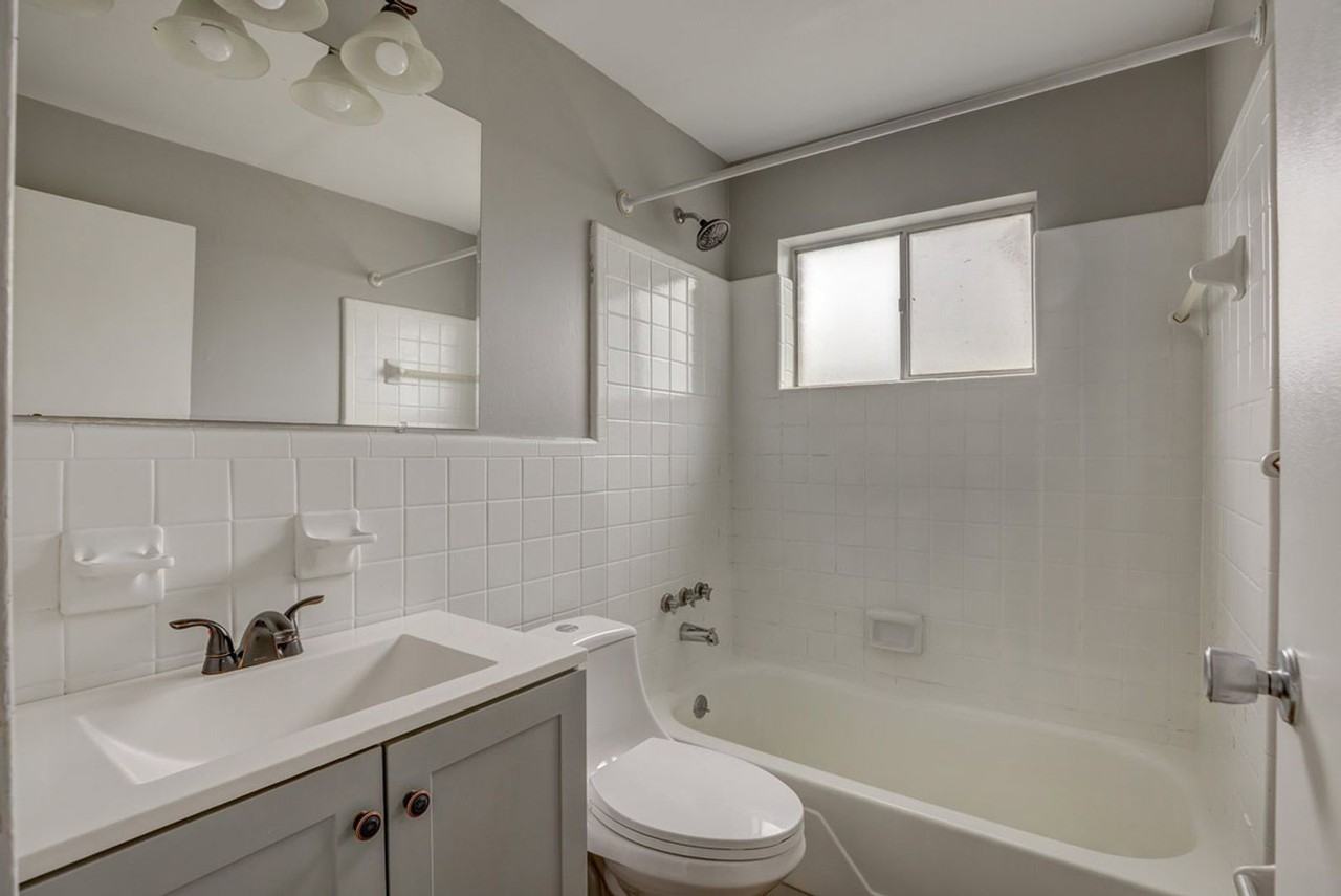 1590 Glen Parker Ave #8 - Photo 7 of 10