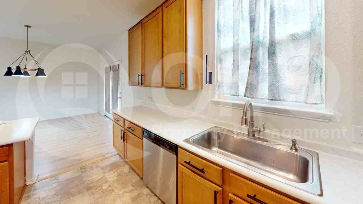 14220 James Buchanan St - Photo 3 of 23