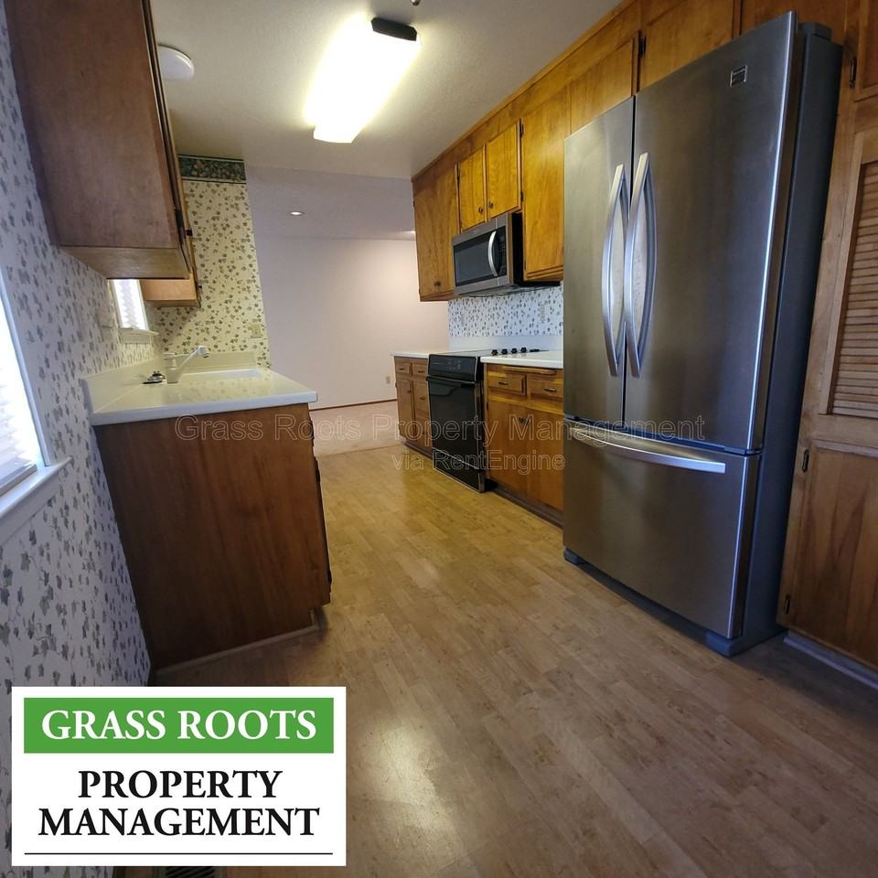 18212 Hummingbird Dr - Photo 4 of 9