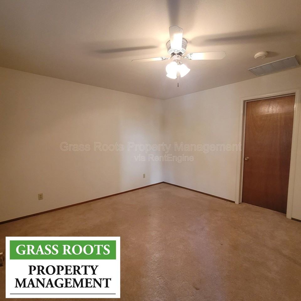 18212 Hummingbird Dr - Photo 7 of 9
