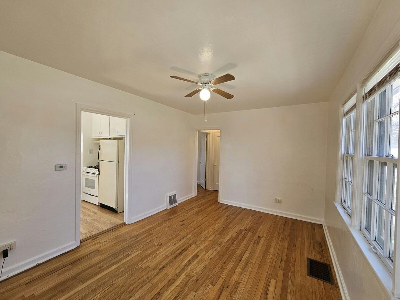 2137 S Grant St - Photo 5 of 12