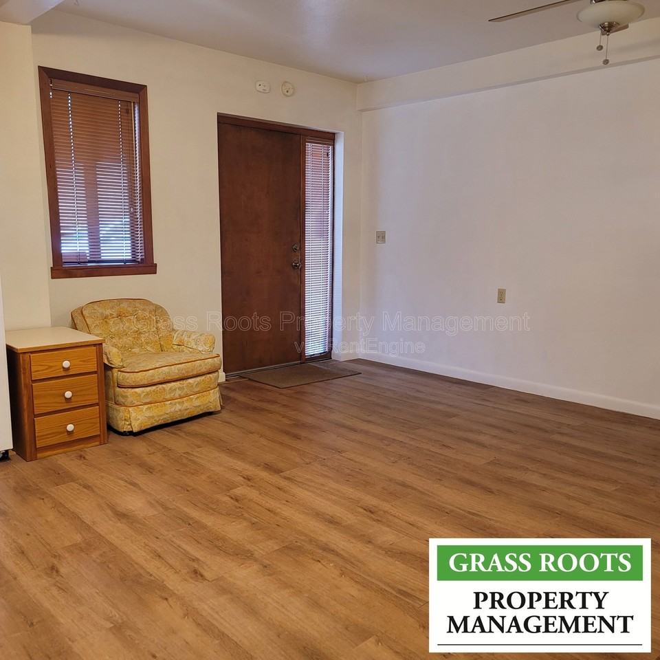 15772 Sunnyvale Ln - Photo 4 of 7