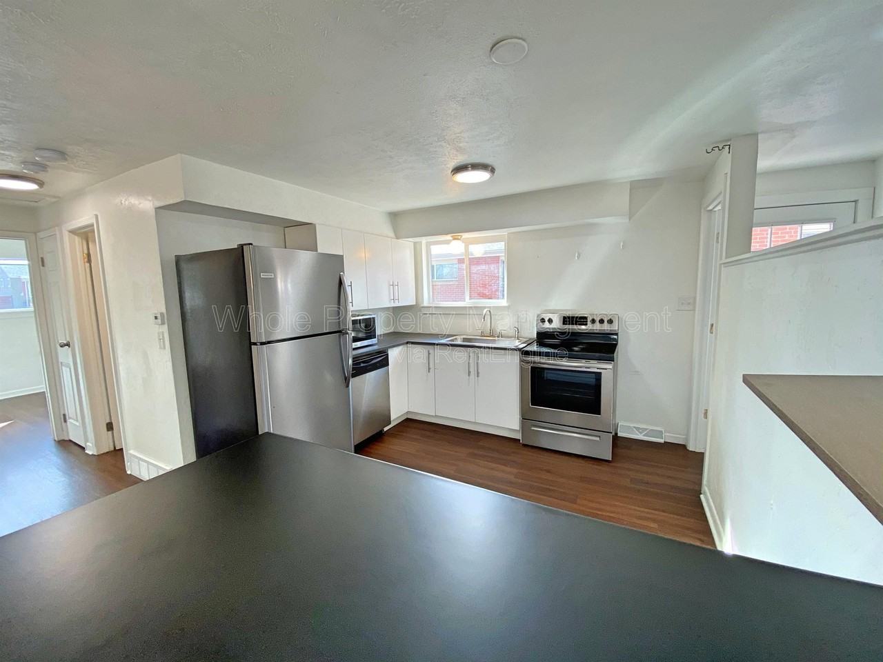 2829 W Park Pl - Photo 3 of 19