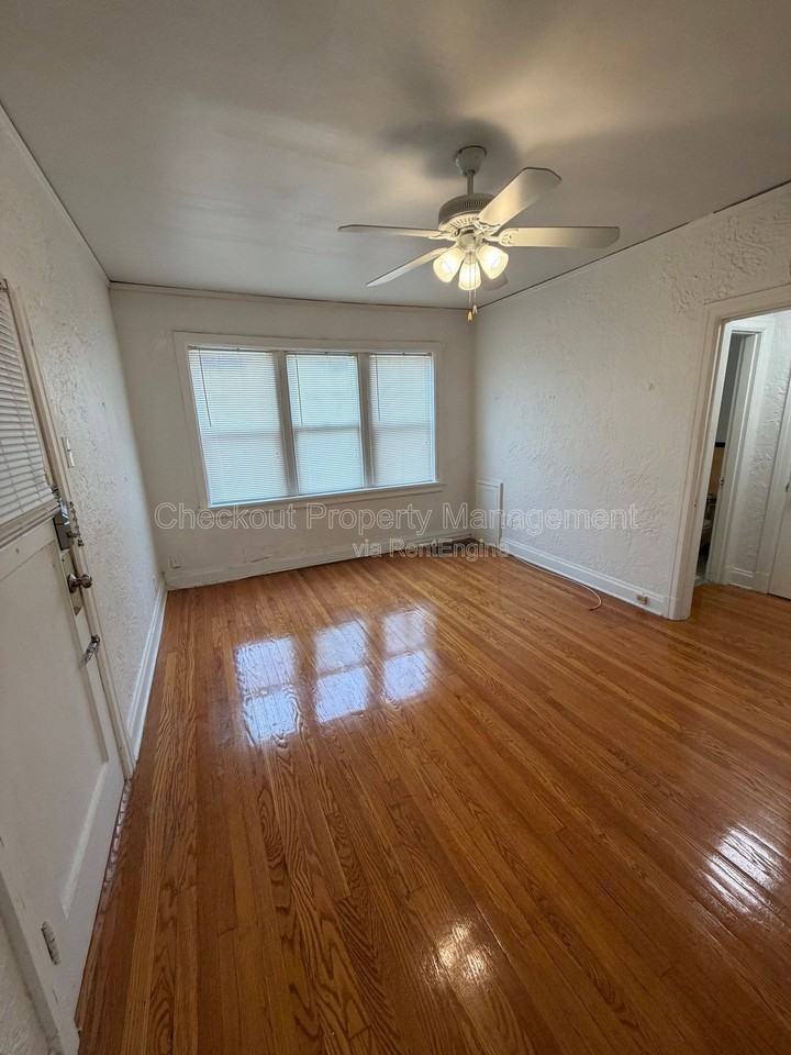 7340 Forsyth Blvd #307 - Photo 7 of 14
