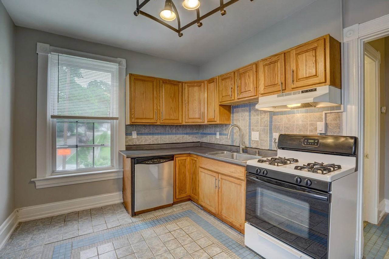 1438 Pullan Ave #2 - Photo 4 of 11