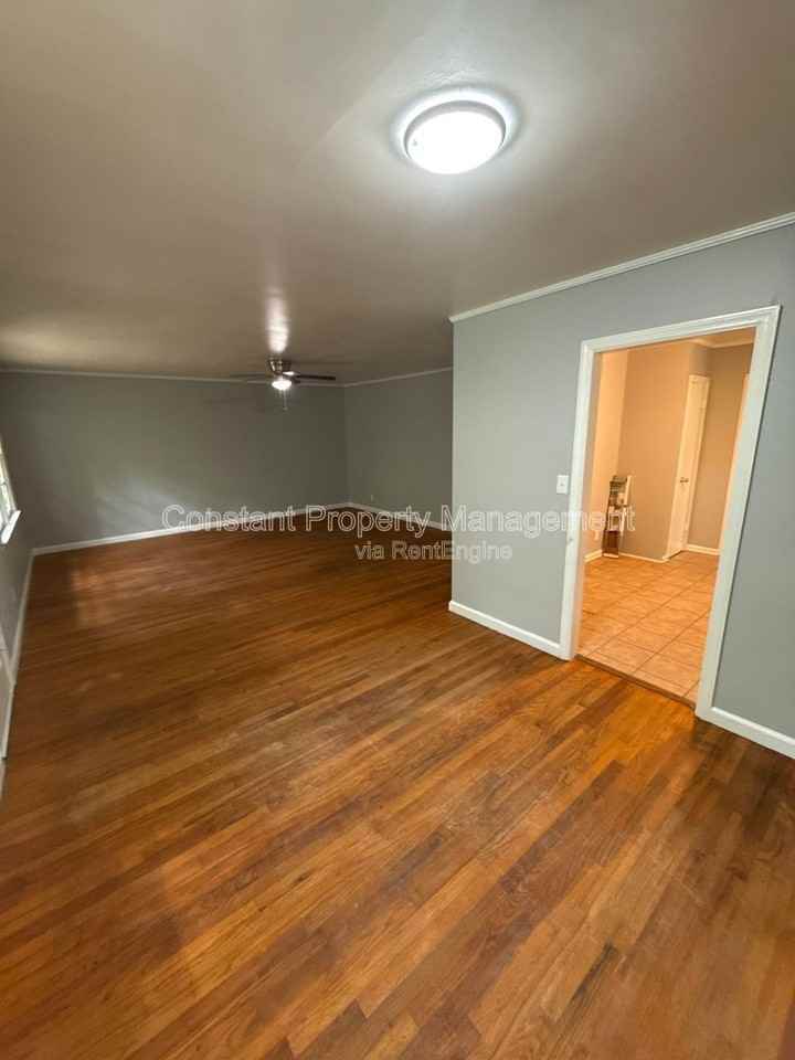 2873 Audubon Cir #2873 - Photo 6 of 16
