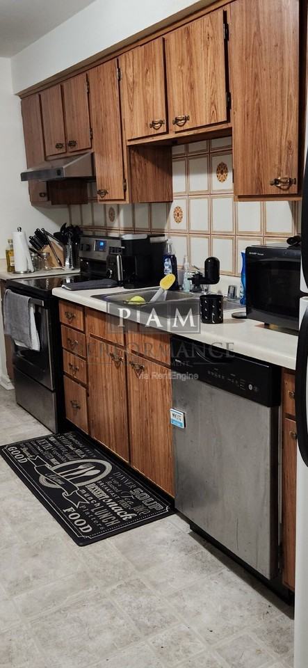2045 N 86th St - Photo 5 of 10