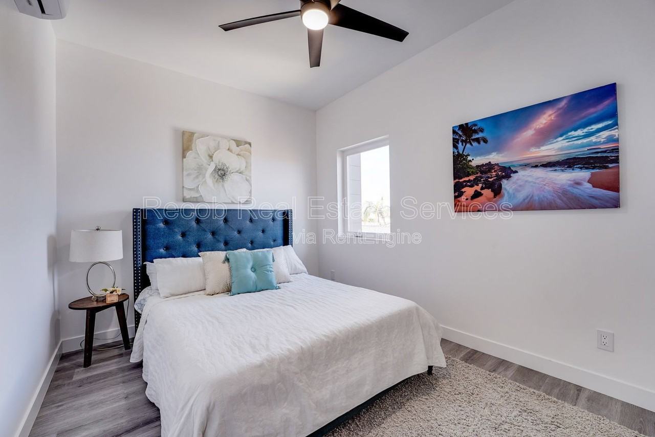 3669 Budd St #3663-3673 - Photo 6 of 20