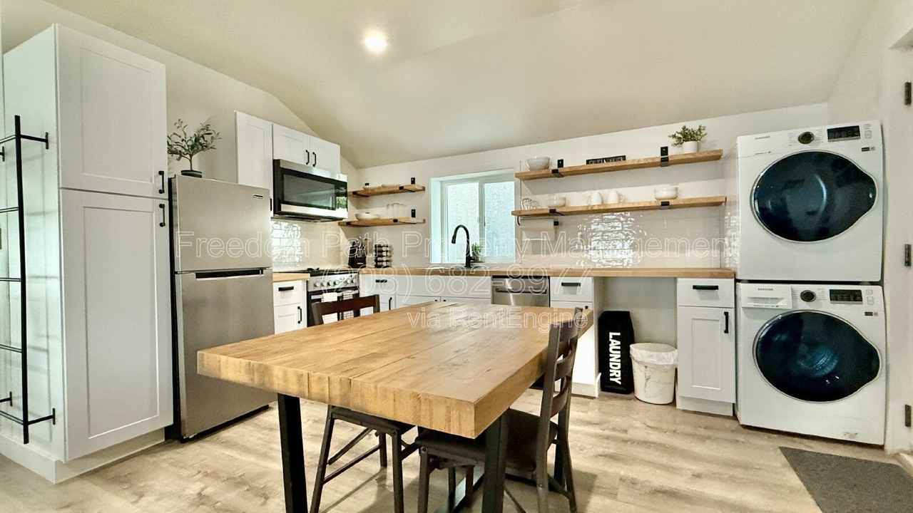 1519 E Montana Ave - Photo 3 of 13