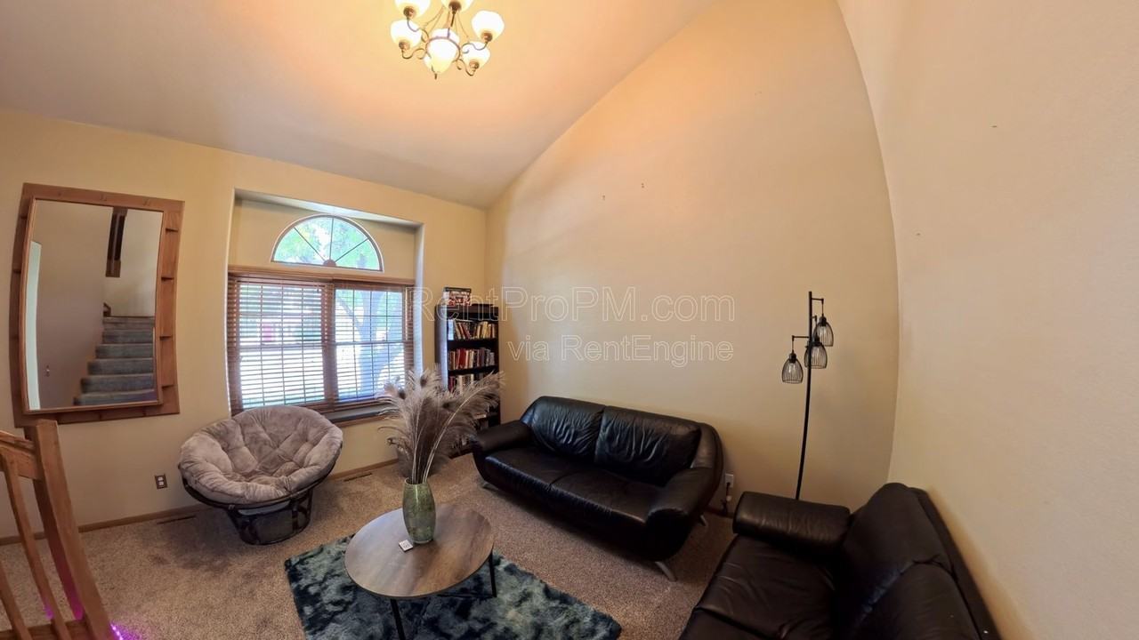 2425 Cochetopa Ct - Photo 6 of 26