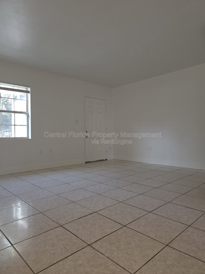 1010 E Central Blvd - Photo 3 of 25