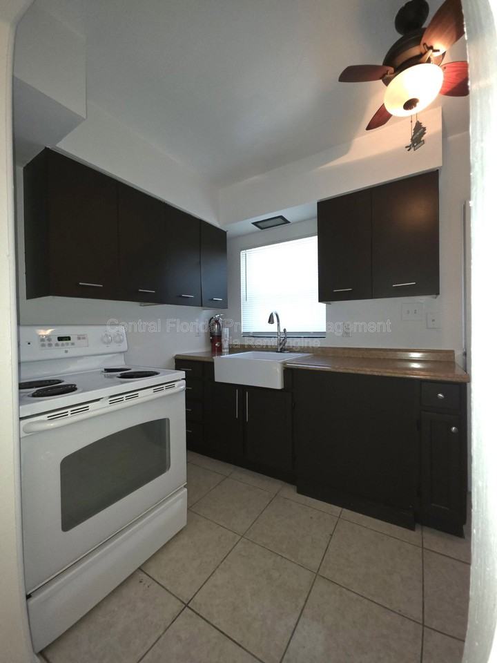 1010 E Central Blvd - Photo 7 of 25