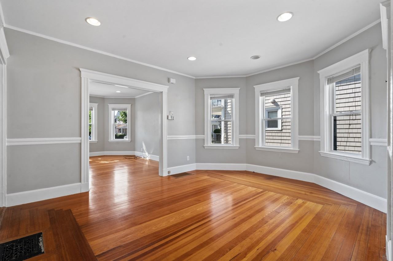146 Beech St #1 - Photo 3 of 16