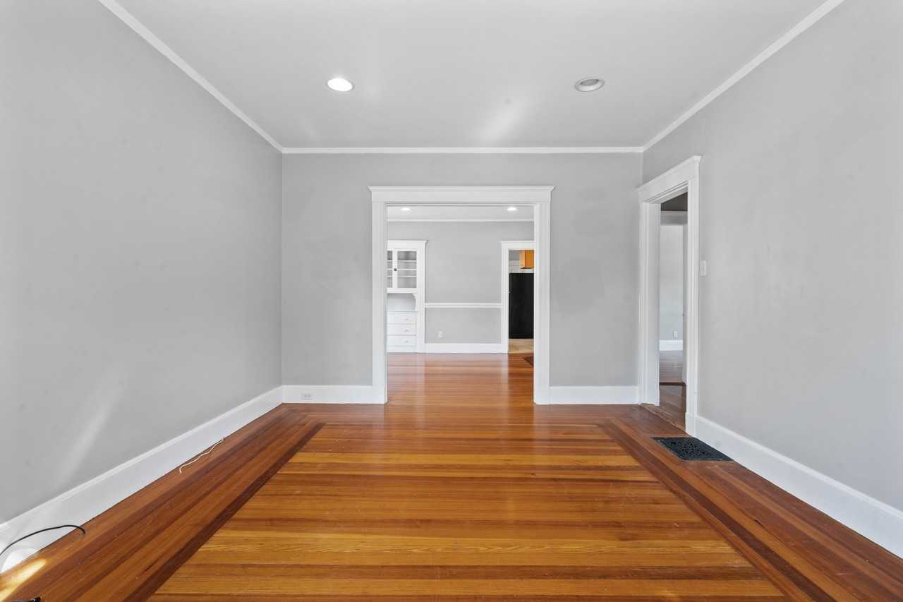 146 Beech St #1 - Photo 6 of 16