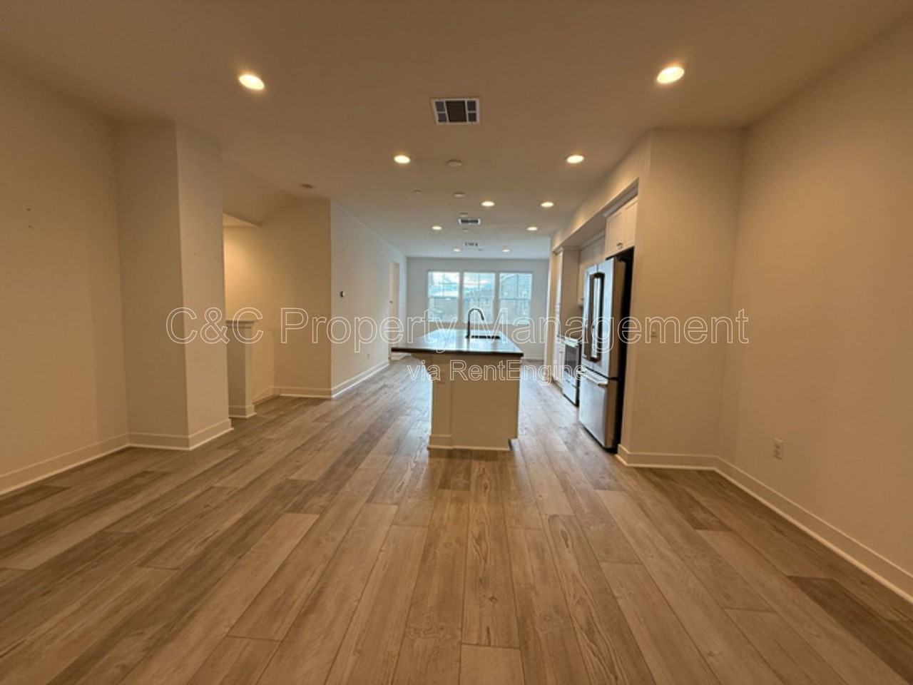 374 Hansen Ter - Photo 6 of 28