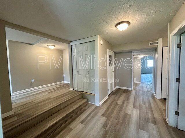 1408 Holland St #B - Photo 3 of 18