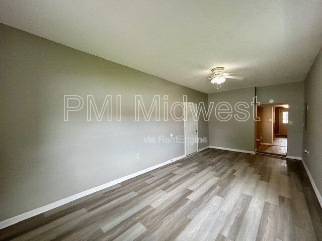 1408 Holland St #B - Photo 6 of 18