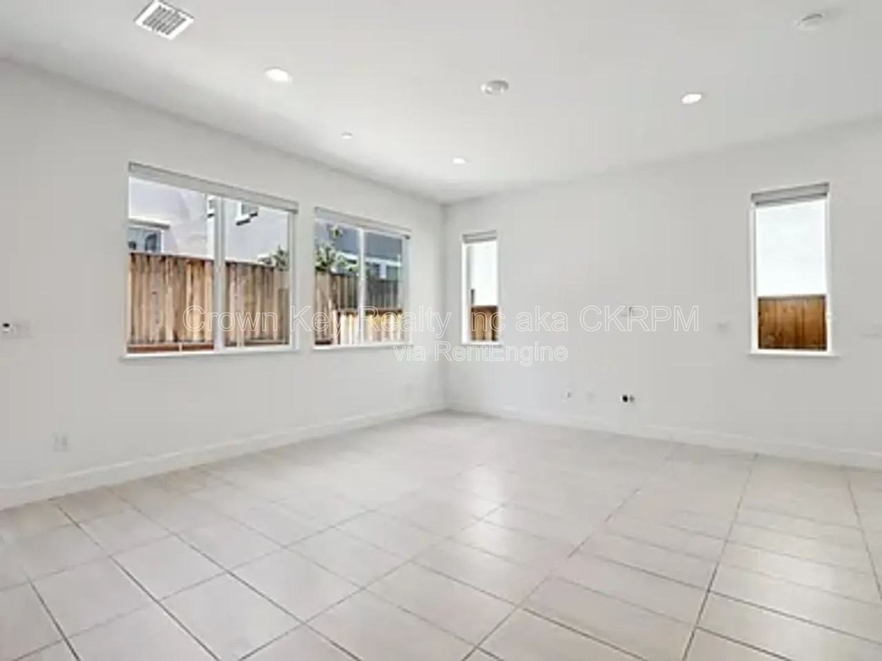 1363 S Shields Ave - Photo 2 of 18