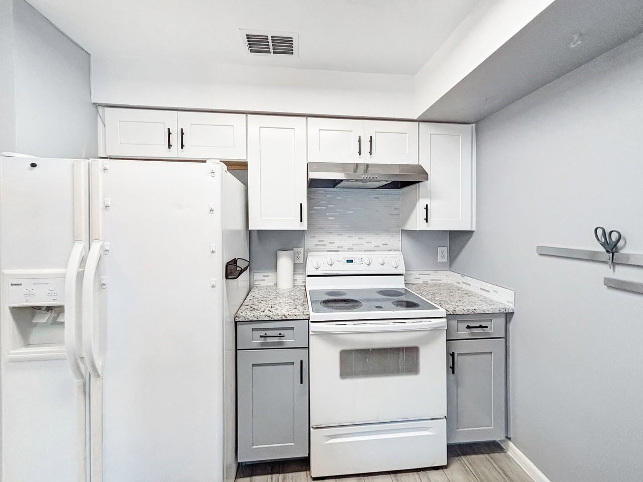 12216 Fox Hound Ln - Photo 4 of 23